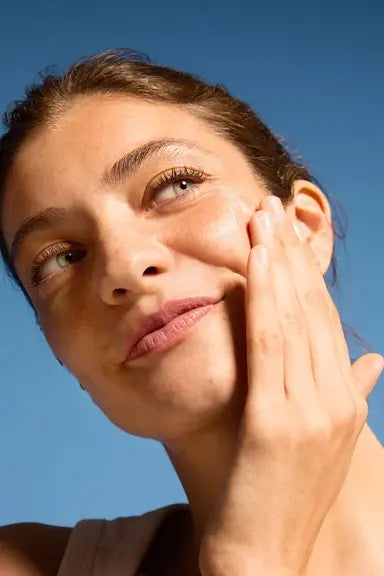 Routine de soins quotidienne pour une peau éclatante